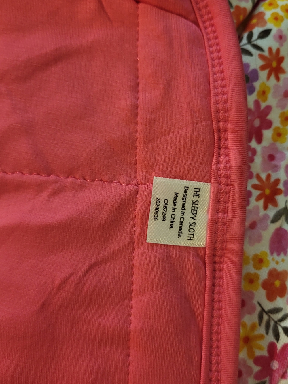 The Sleepy Sloth Adult Size Blanket, Like New - Picture 3 of 4